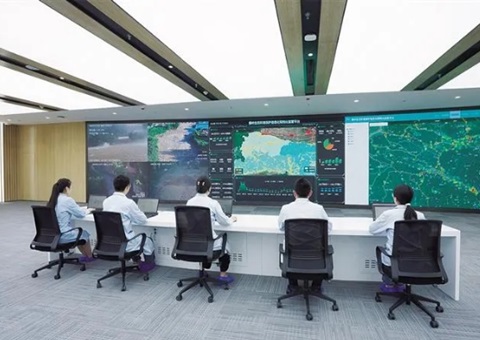 ʵ����άΪ�������뱣�����������ϡ�����ͬ����