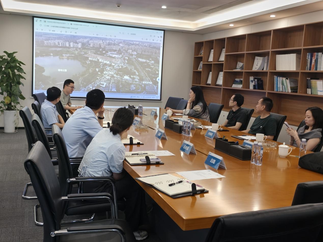 重大座谈 重大座谈